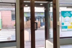 Porte-dentree-de-magasin